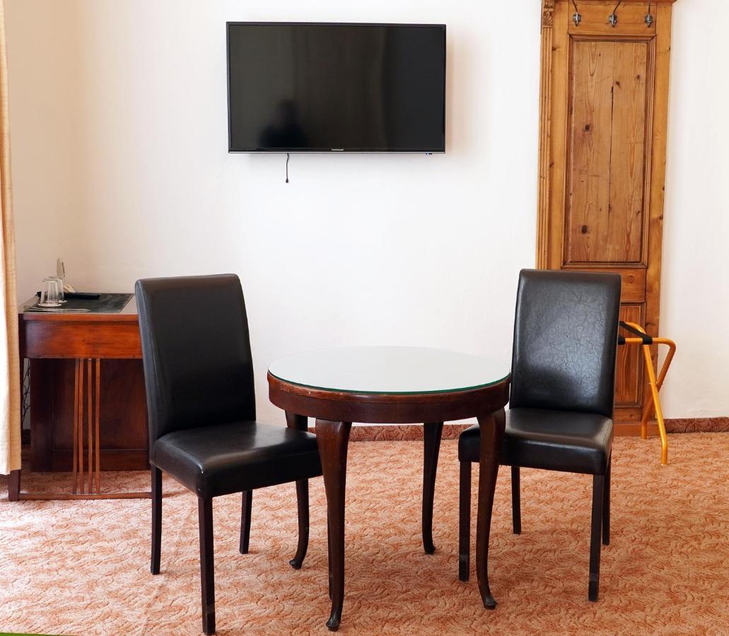 Hotel U Zlateho Jelena Prague Luaran gambar
