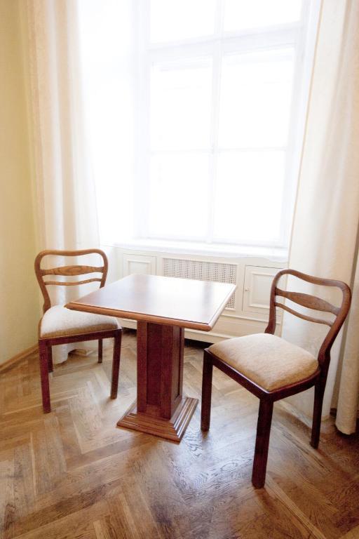 Hotel U Zlateho Jelena Prague Luaran gambar