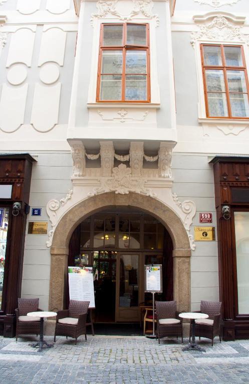 Hotel U Zlateho Jelena Prague Luaran gambar